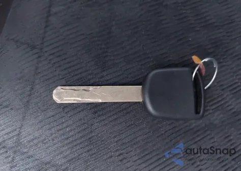 2005 Honda Cr-V Lx z USA, uszkodzony, nr VIN SHSRD68565U304126